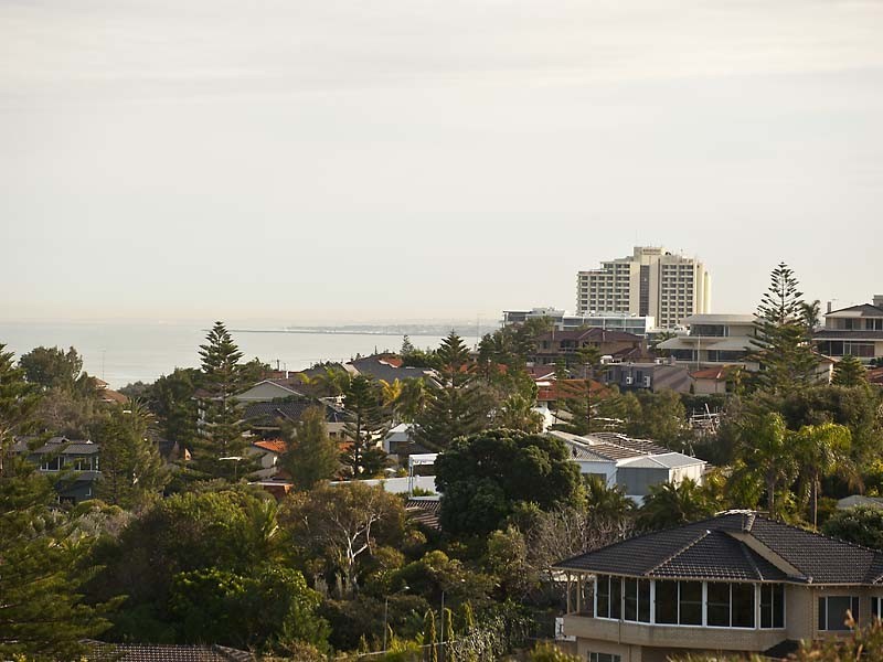 47 Kinkuna Way, City Beach WA 6015