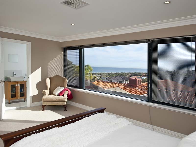 47 Kinkuna Way, City Beach WA 6015