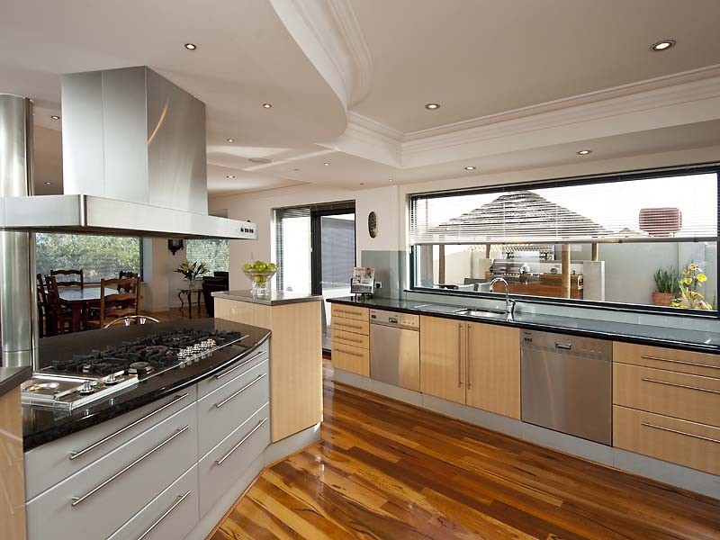 47 Kinkuna Way, City Beach WA 6015