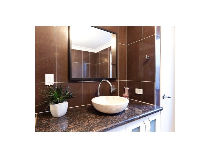 10 St Lucia Road, Iluka WA 6028