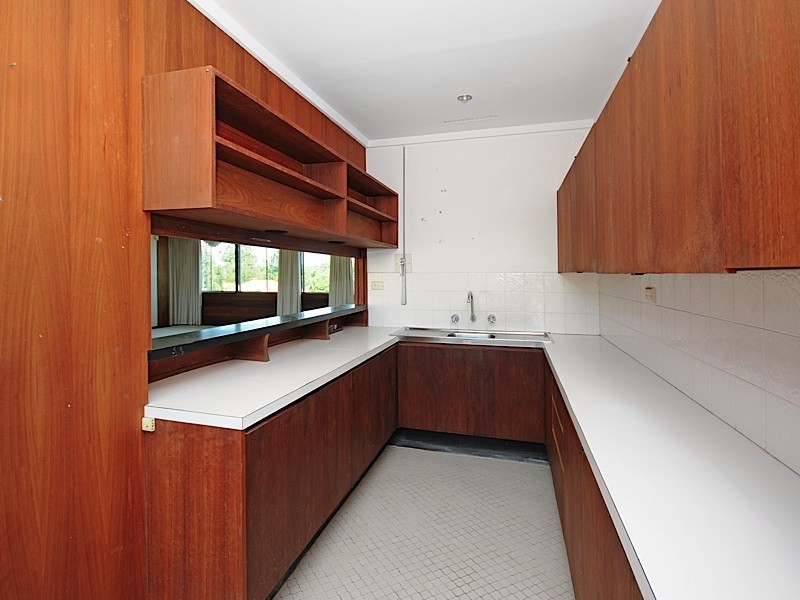 2 Kinross Crescent, Floreat WA 6014