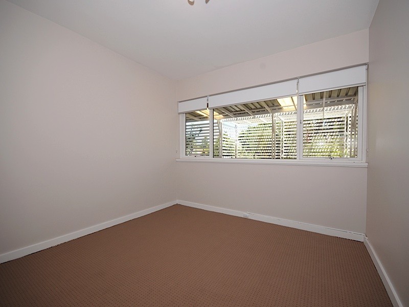 2 Kinross Crescent, Floreat WA 6014