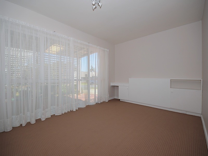2 Kinross Crescent, Floreat WA 6014