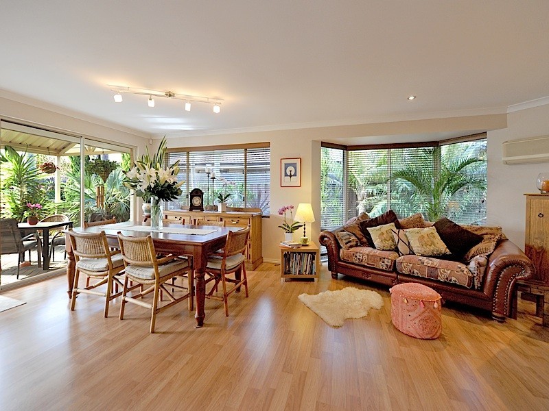 9 St Helena Way, Iluka WA 6028