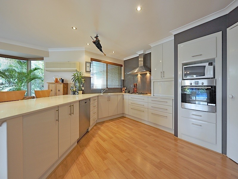 9 St Helena Way, Iluka WA 6028