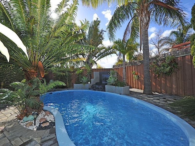 9 St Helena Way, Iluka WA 6028