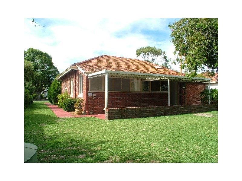 7 South Banff Road, Floreat WA 6014