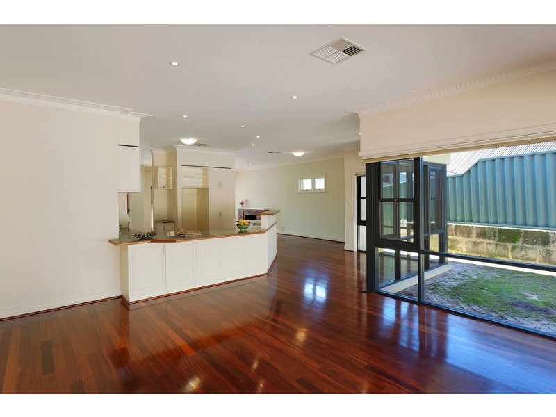 77 Grantham Street, Floreat WA 6014