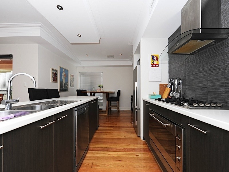 210a Holbeck Street, Doubleview WA 6018