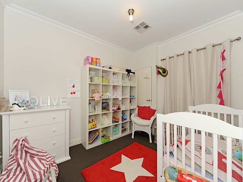 210a Holbeck Street, Doubleview WA 6018