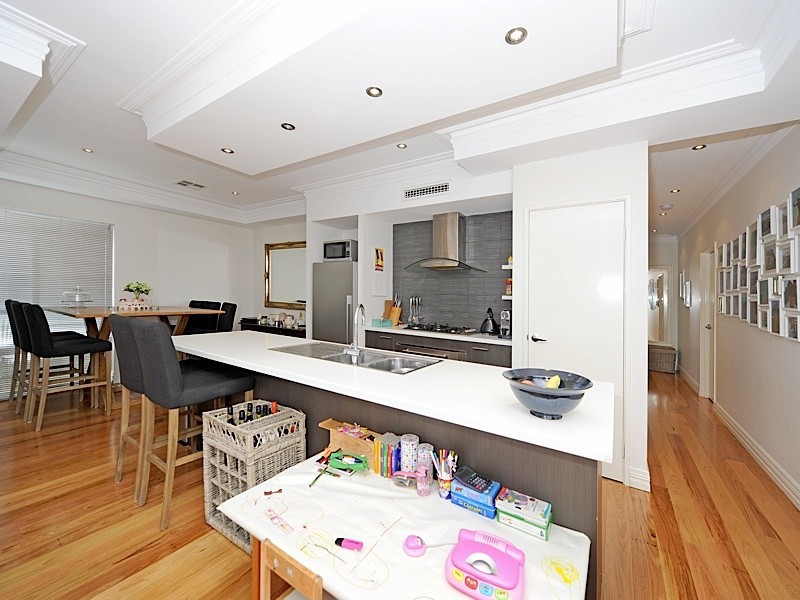 210a Holbeck Street, Doubleview WA 6018