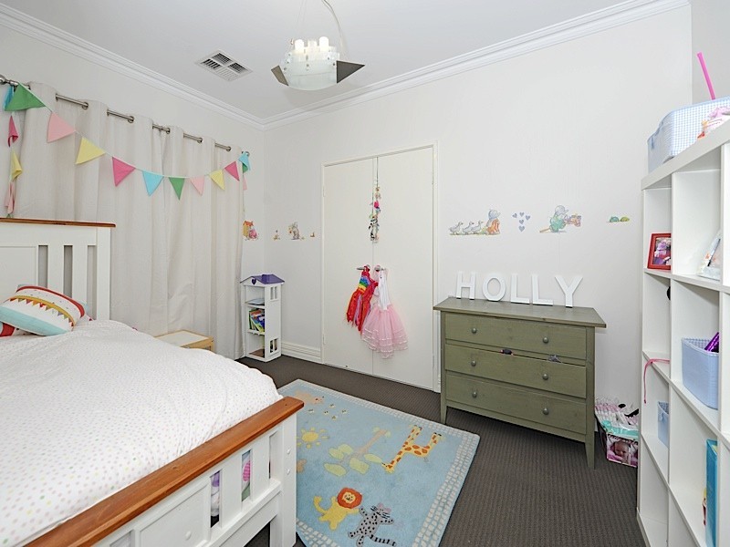 210a Holbeck Street, Doubleview WA 6018