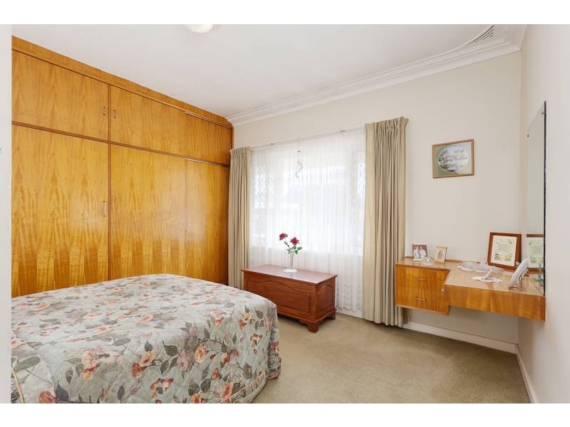 18 Callan Rd, Floreat WA 6014