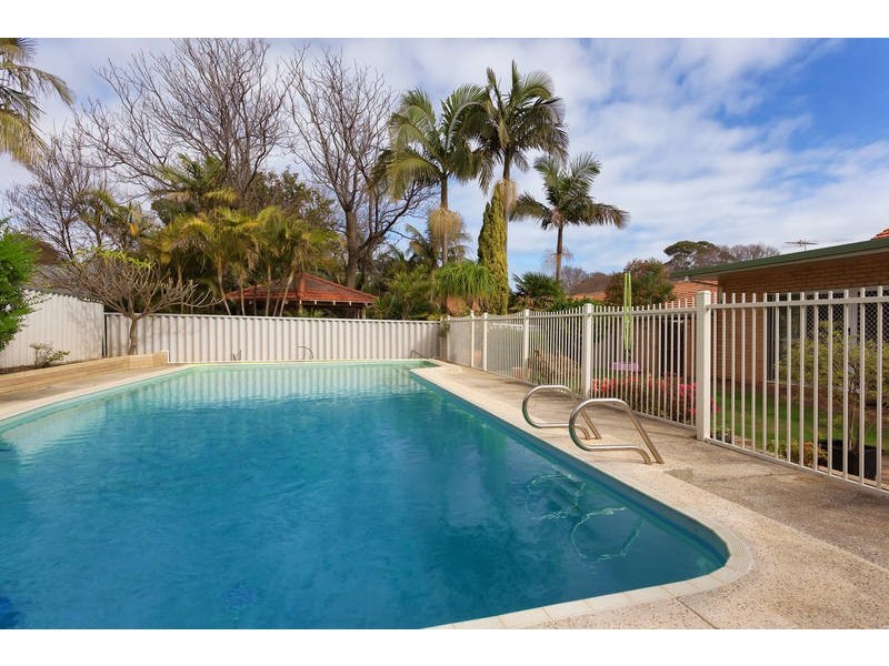 18 Callan Rd, Floreat WA 6014