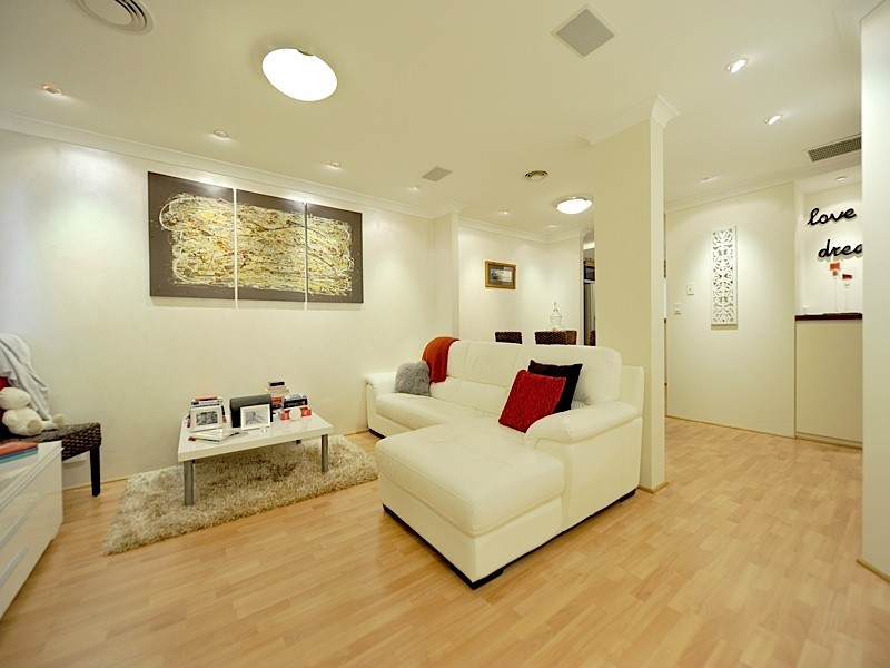 31/6 Waterway Court, Churchlands WA 6018