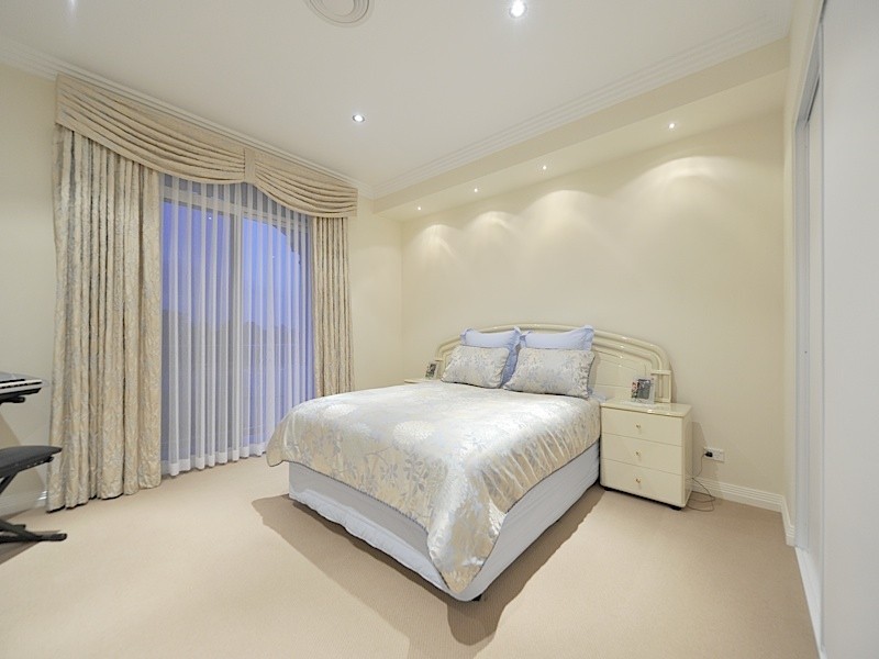 56 Leach Way, Gnangara WA 6065