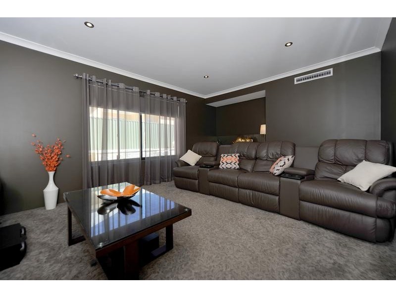 14 Whitfeld Street, Floreat WA 6014
