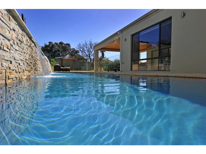 14 Whitfeld Street, Floreat WA 6014