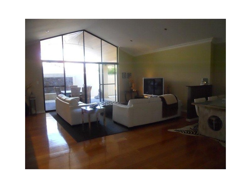 319 The Boulevard, City Beach WA 6015