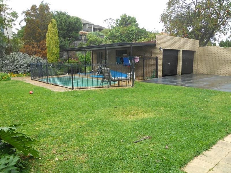 26 Marapana Road, City Beach WA 6015