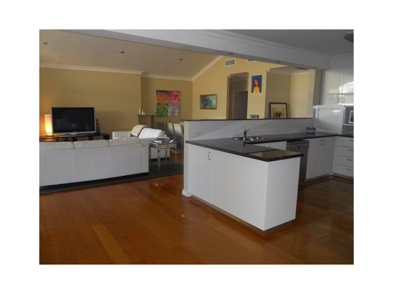 319 The Boulevard, City Beach WA 6015