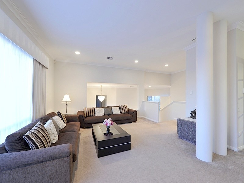 11 Gemini Rise, Ocean Reef WA 6027