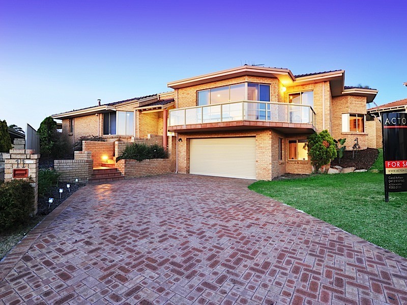 11 Gemini Rise, Ocean Reef WA 6027