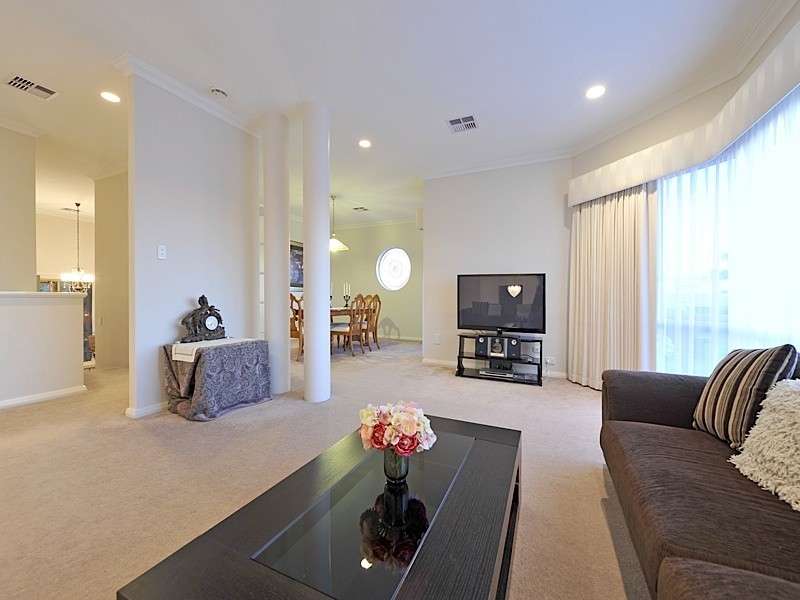 11 Gemini Rise, Ocean Reef WA 6027