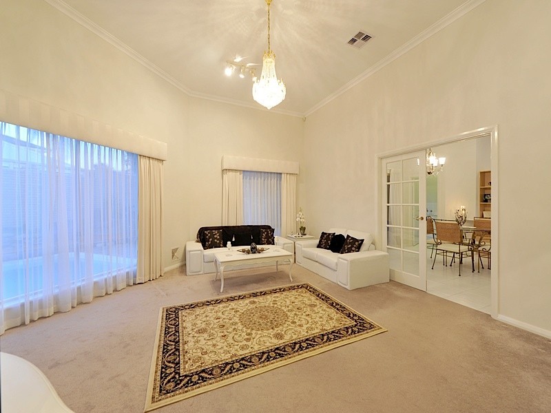 11 Gemini Rise, Ocean Reef WA 6027