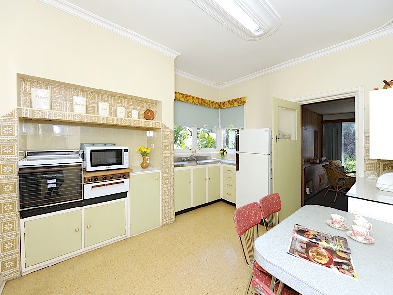 6 Chandler Avenue, Floreat WA 6014