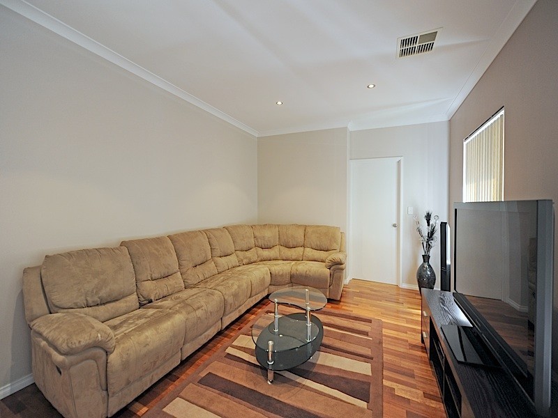 A/97 Pascoe Street, Karrinyup WA 6018