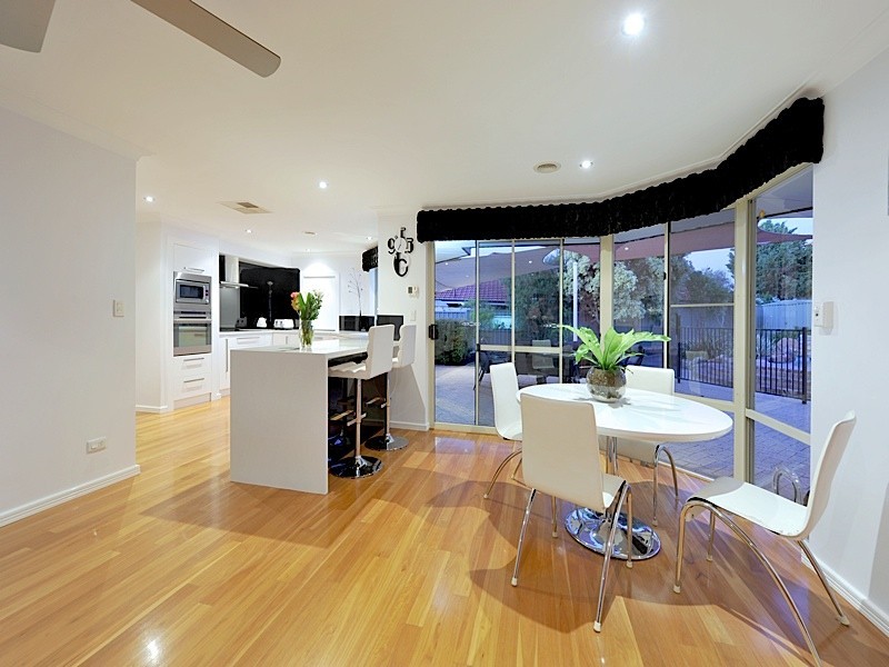 15 Reacher Place, Ocean Reef WA 6027