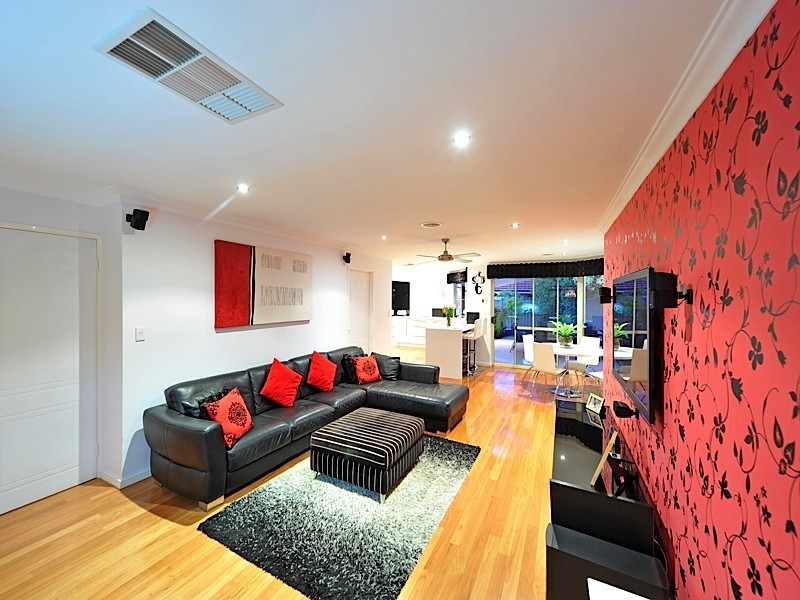 15 Reacher Place, Ocean Reef WA 6027