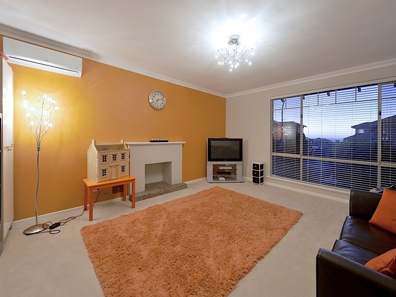 15 Reacher Place, Ocean Reef WA 6027