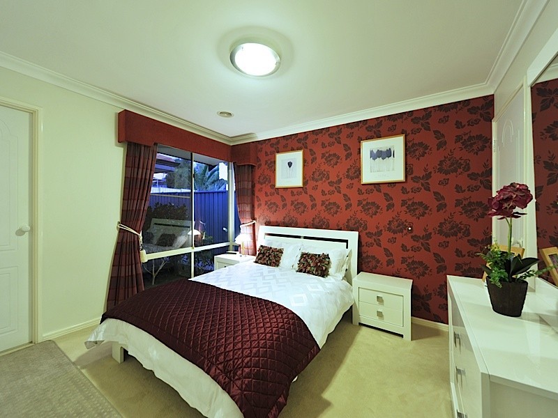 15 Reacher Place, Ocean Reef WA 6027