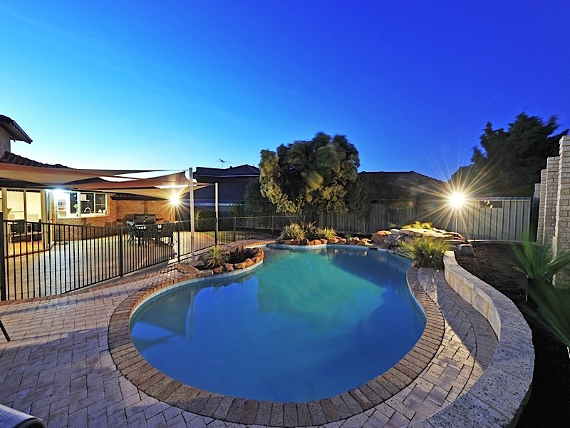 15 Reacher Place, Ocean Reef WA 6027