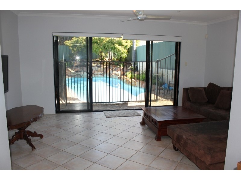 39 Peasholm Street, City Beach WA 6015