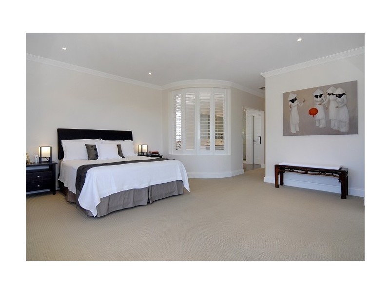 22 Lentara, City Beach WA 6015