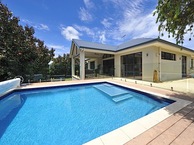 30 Dampier Avenue, City Beach WA 6015