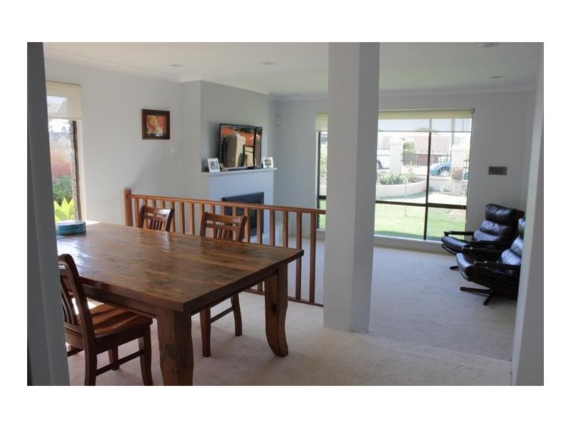 39 Peasholm Street, City Beach WA 6015