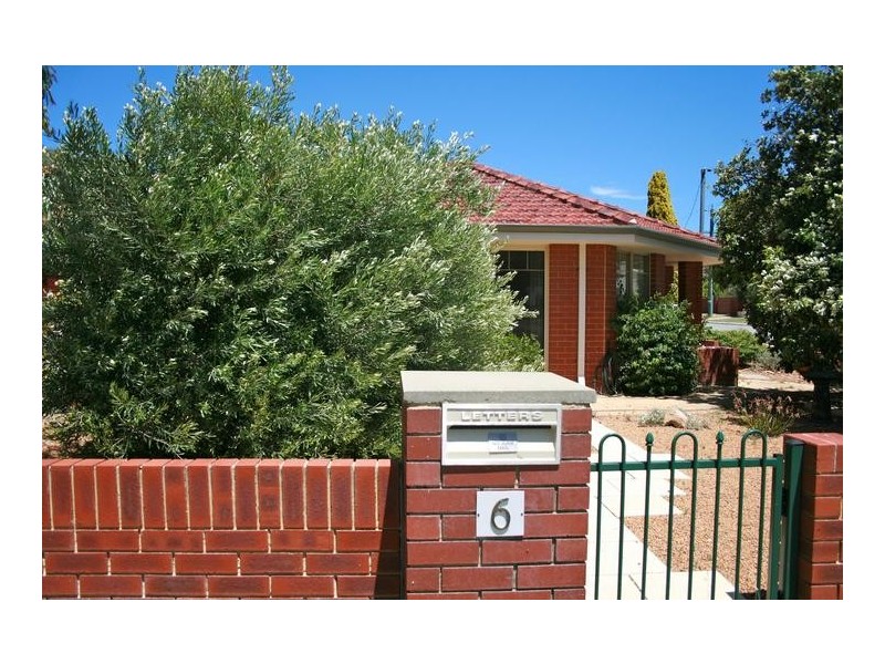 6 Somerton Road, Karrinyup WA 6018