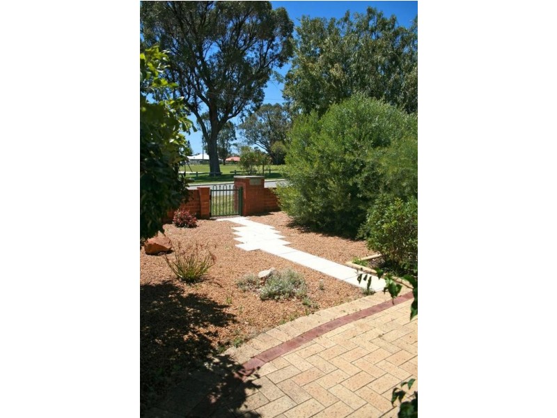 6 Somerton Road, Karrinyup WA 6018