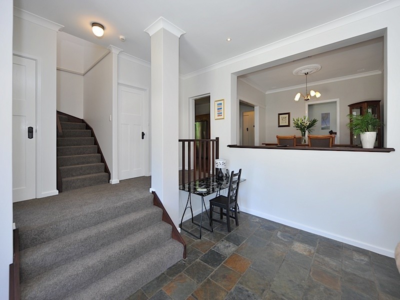 7 Whitfeld Street, Floreat WA 6014