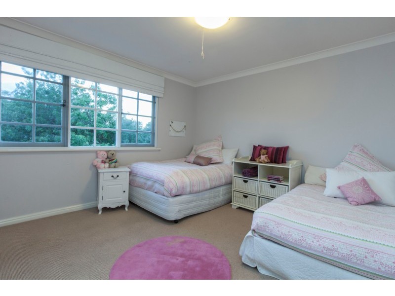 2 Hesperia Avenue, City Beach WA 6015