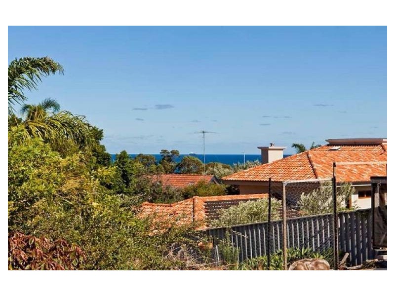 26 Hovea Crescent, City Beach WA 6015