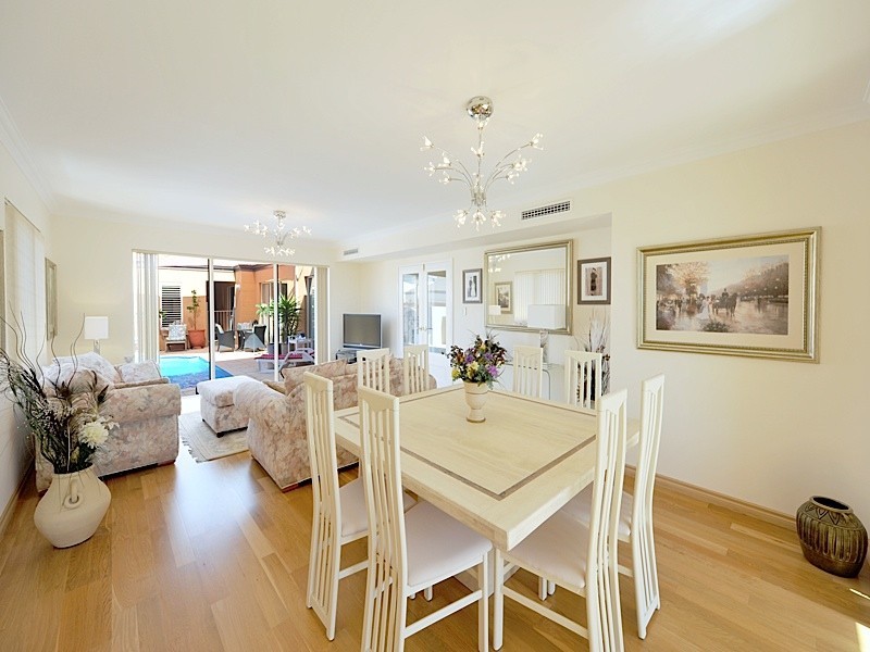 44 Whitehaven Avenue, Burns Beach WA 6028