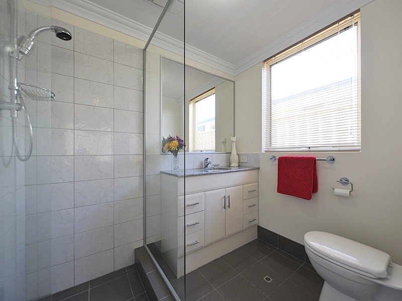 44 Whitehaven Avenue, Burns Beach WA 6028