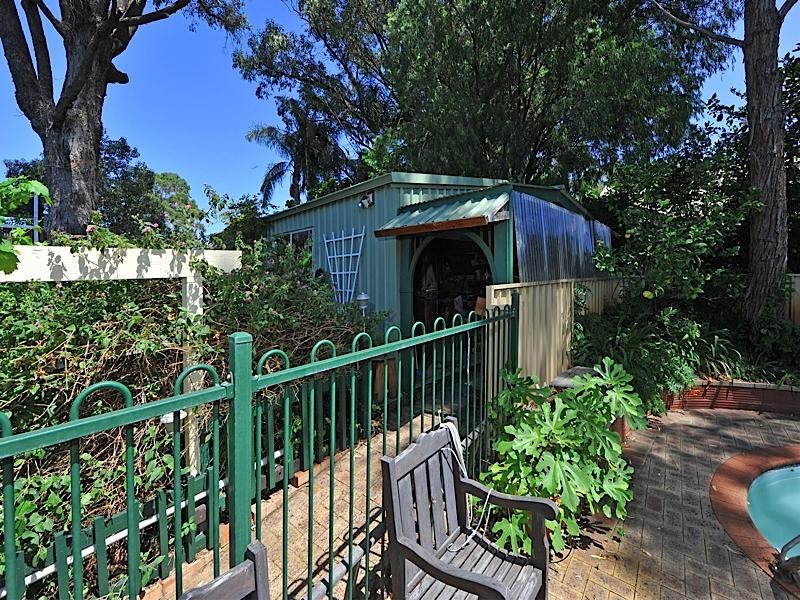 8 Ednah Street, Wembley Downs WA 6019