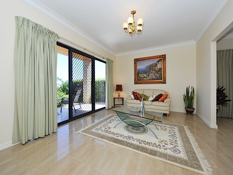 39 Otisco Crescent, Joondalup WA 6027