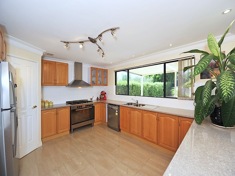 39 Otisco Crescent, Joondalup WA 6027